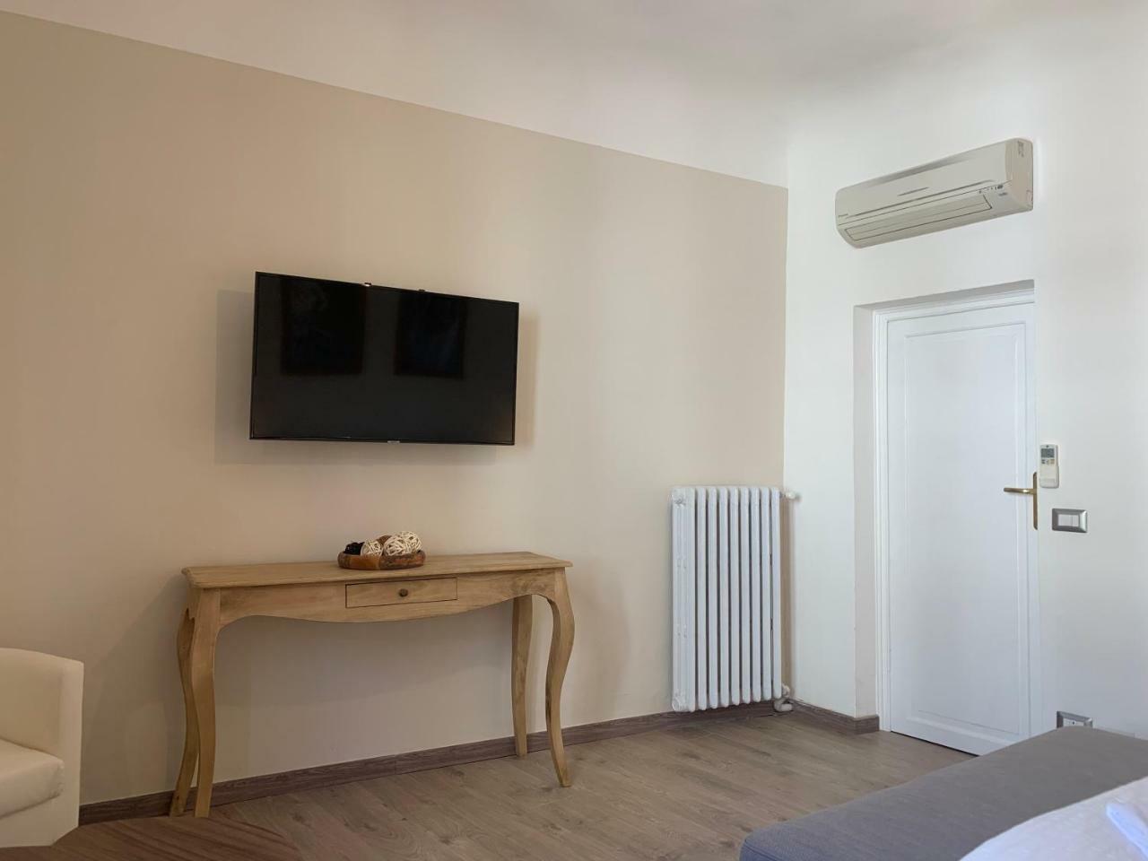 Guest house Domus Plaza *