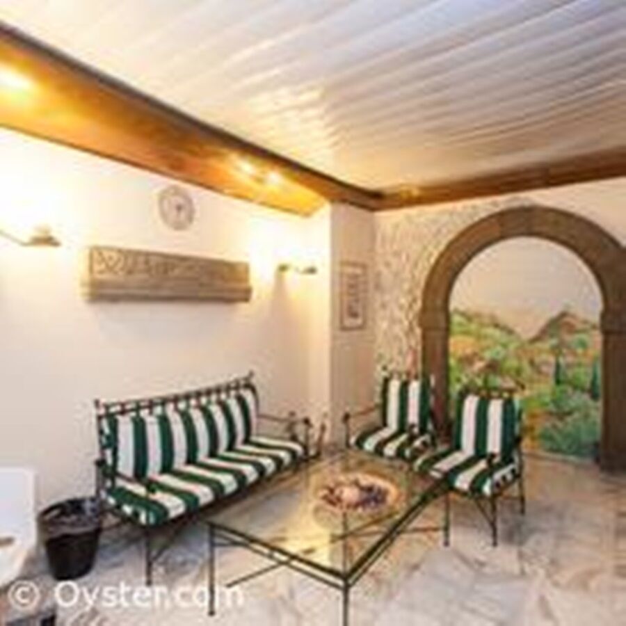 Ih Select Hotel 3*