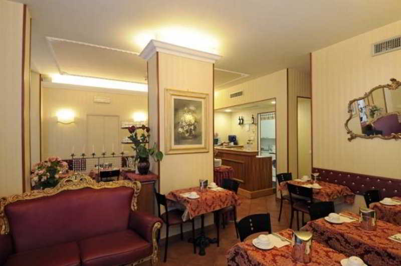 Montreal 3* Florence
