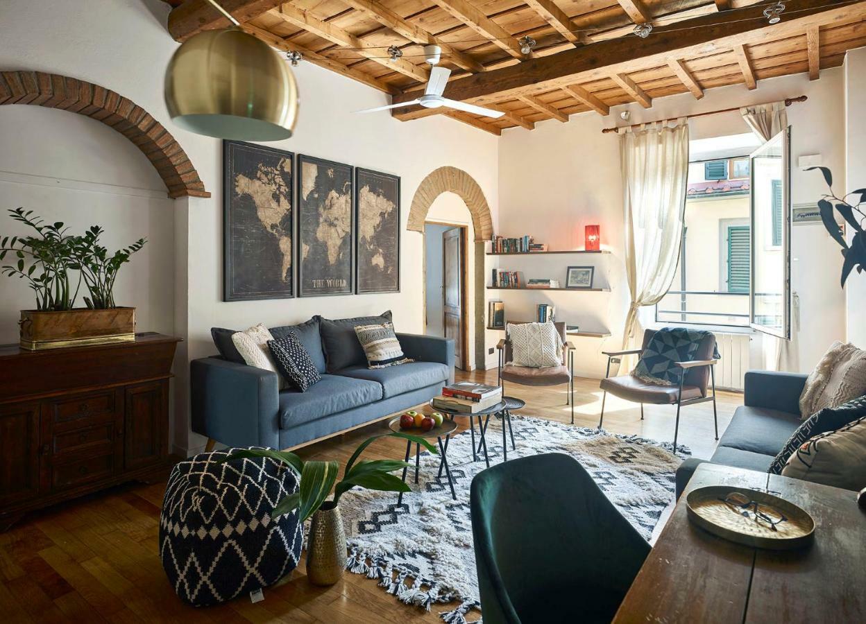 Best Location W/ Breathtaking Views Chic Palace Apartment Florence