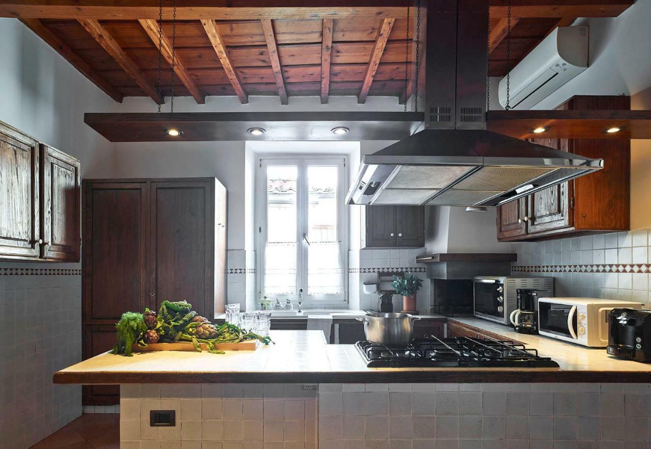 Best Location W/ Breathtaking Views Chic Palace Apartment *