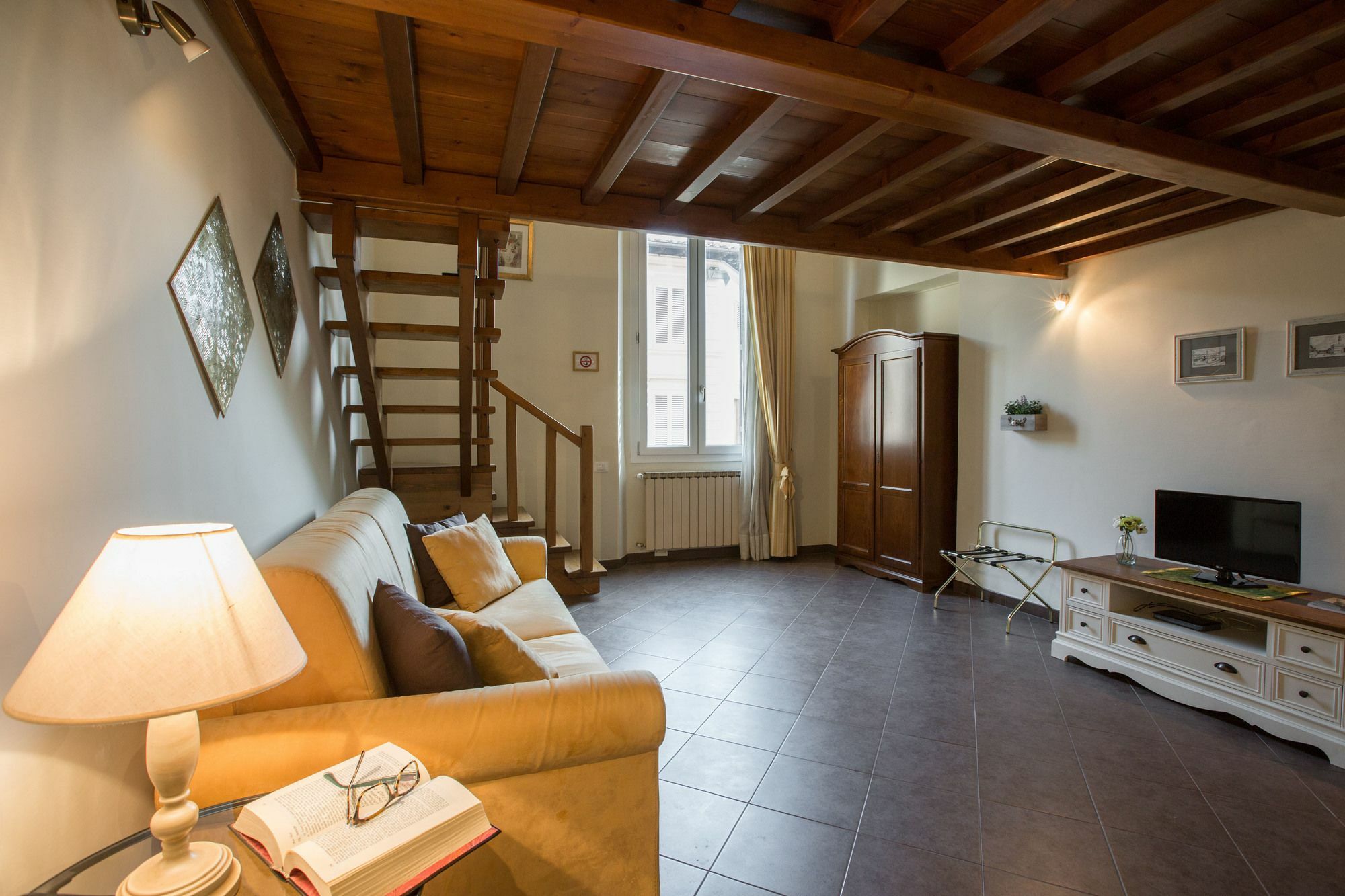 Apartamento Charming Cavour Heart Of