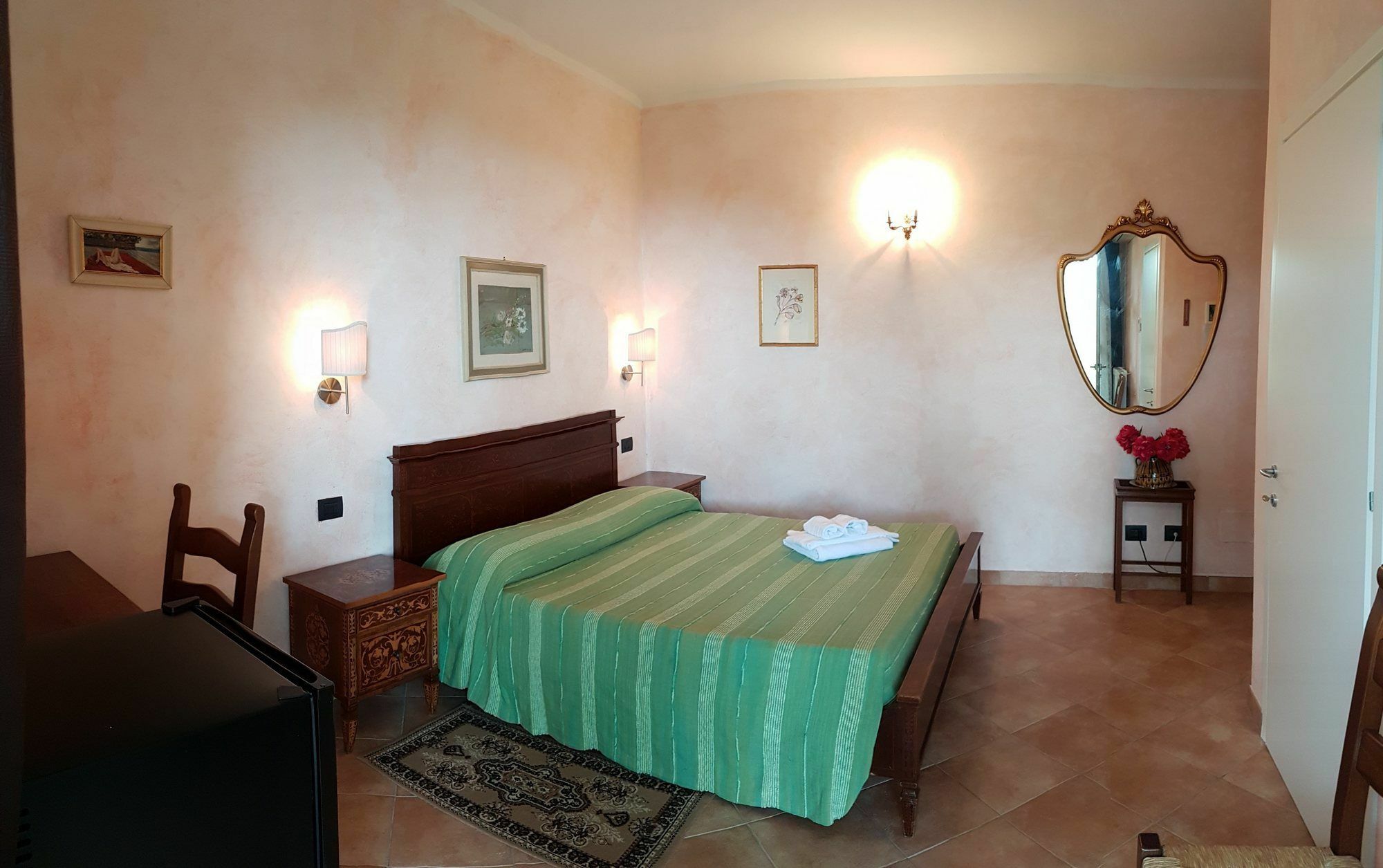 Acomodação com café da manhã  Ulivi Di Castello Florença