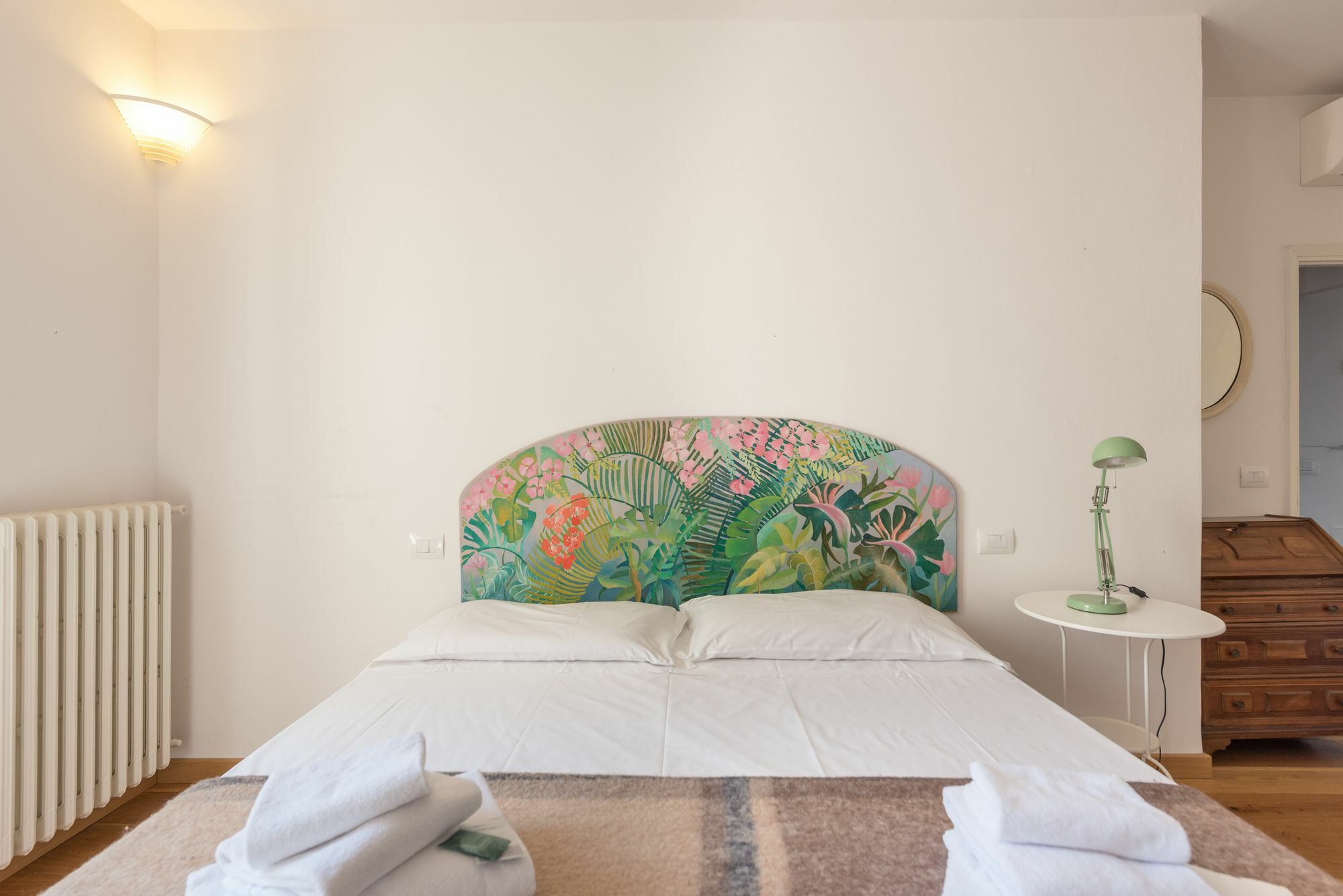 Pitti Cozy With Terrace Apartment