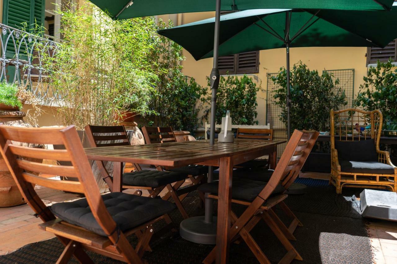 The Terrace In Santa Croce