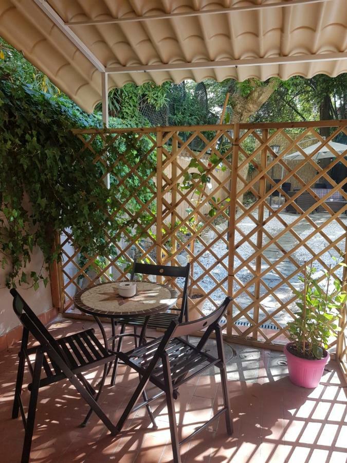 La Petite Maison Bed & Breakfast