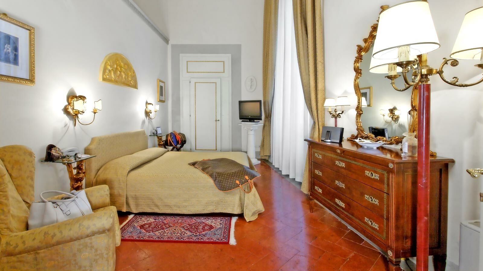 Palazzo Magnani Feroni, - Residenza D'epoca 3* Florence