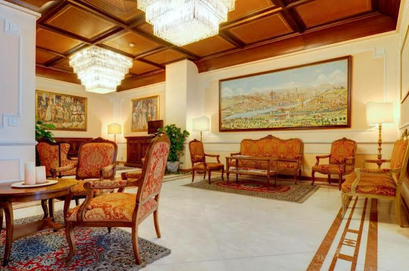 Pierre Hotel