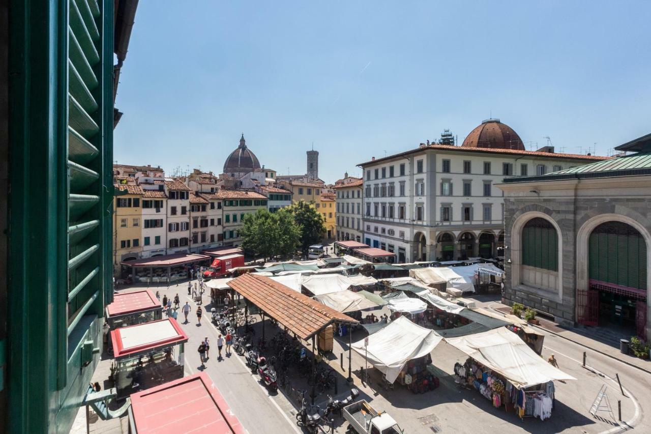 Piazza Del Mercato Florence