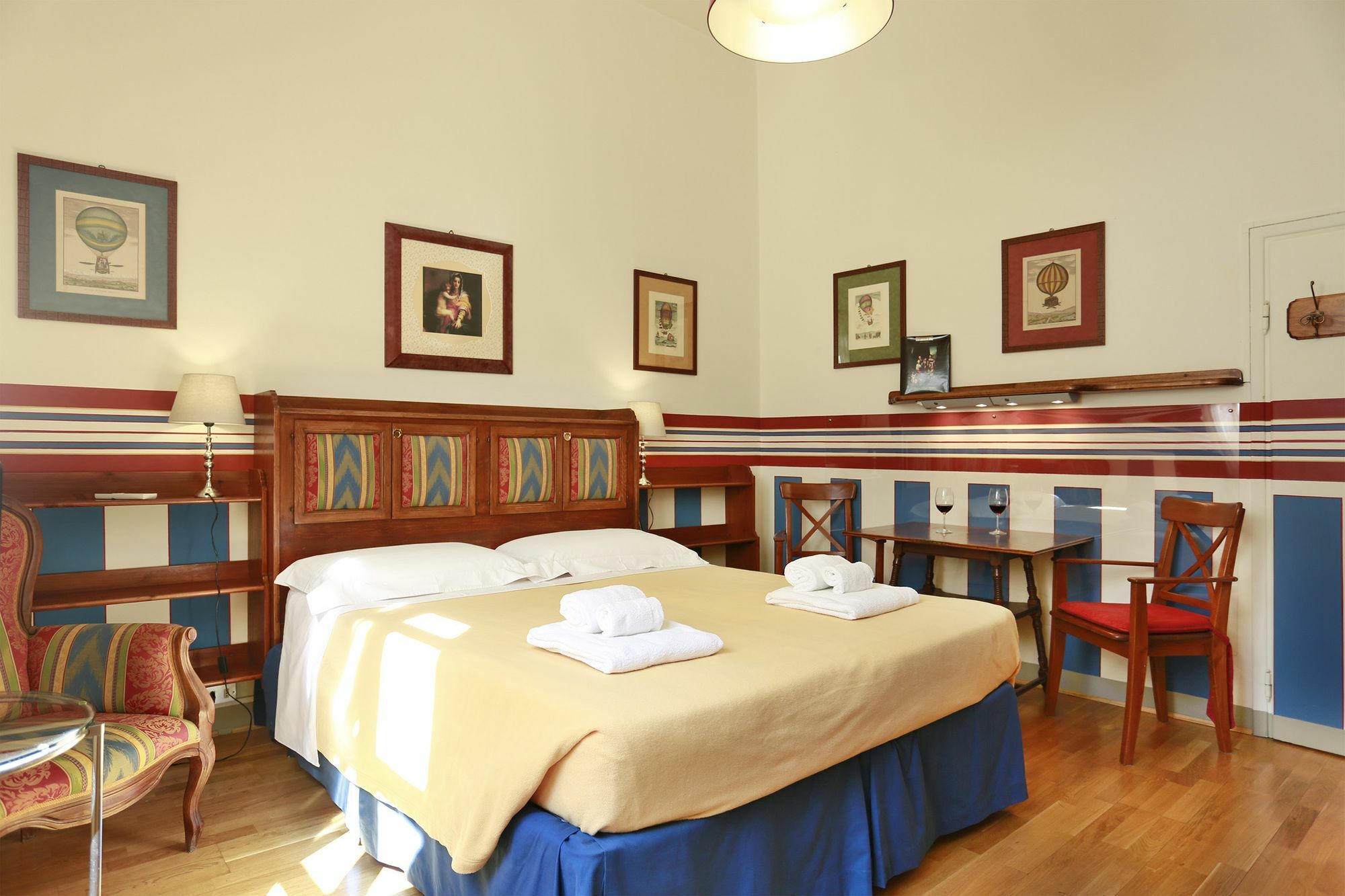 Via Santo Spirito 6 * Florence