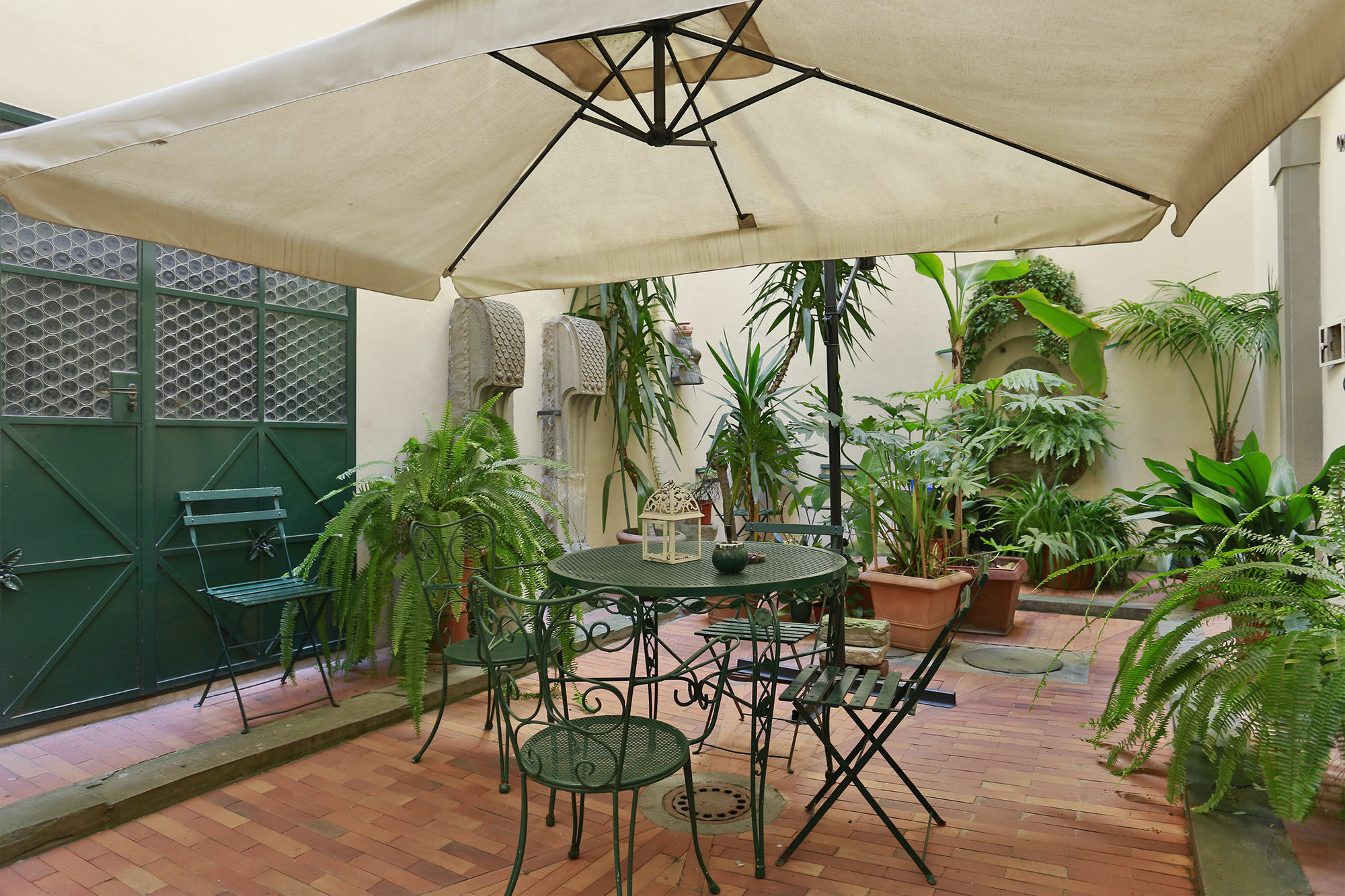 Via Santo Spirito 6 Florence