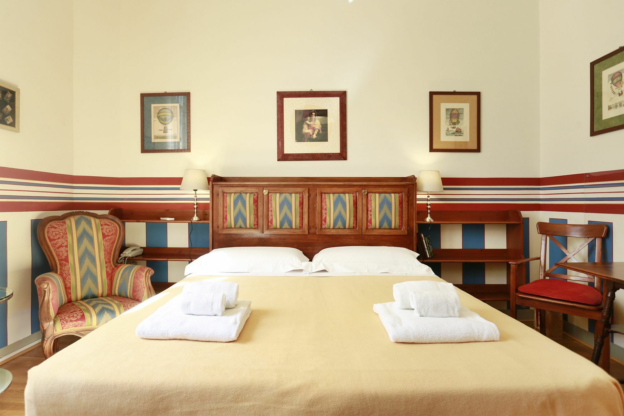 Via Santo Spirito 6 *