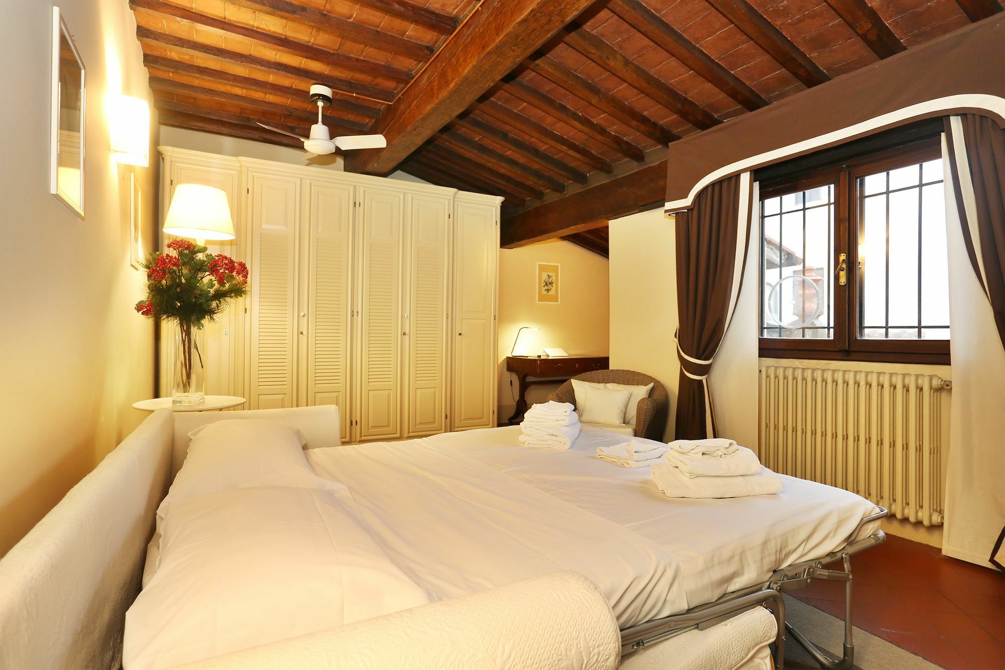 Via Santo Spirito 6 *
