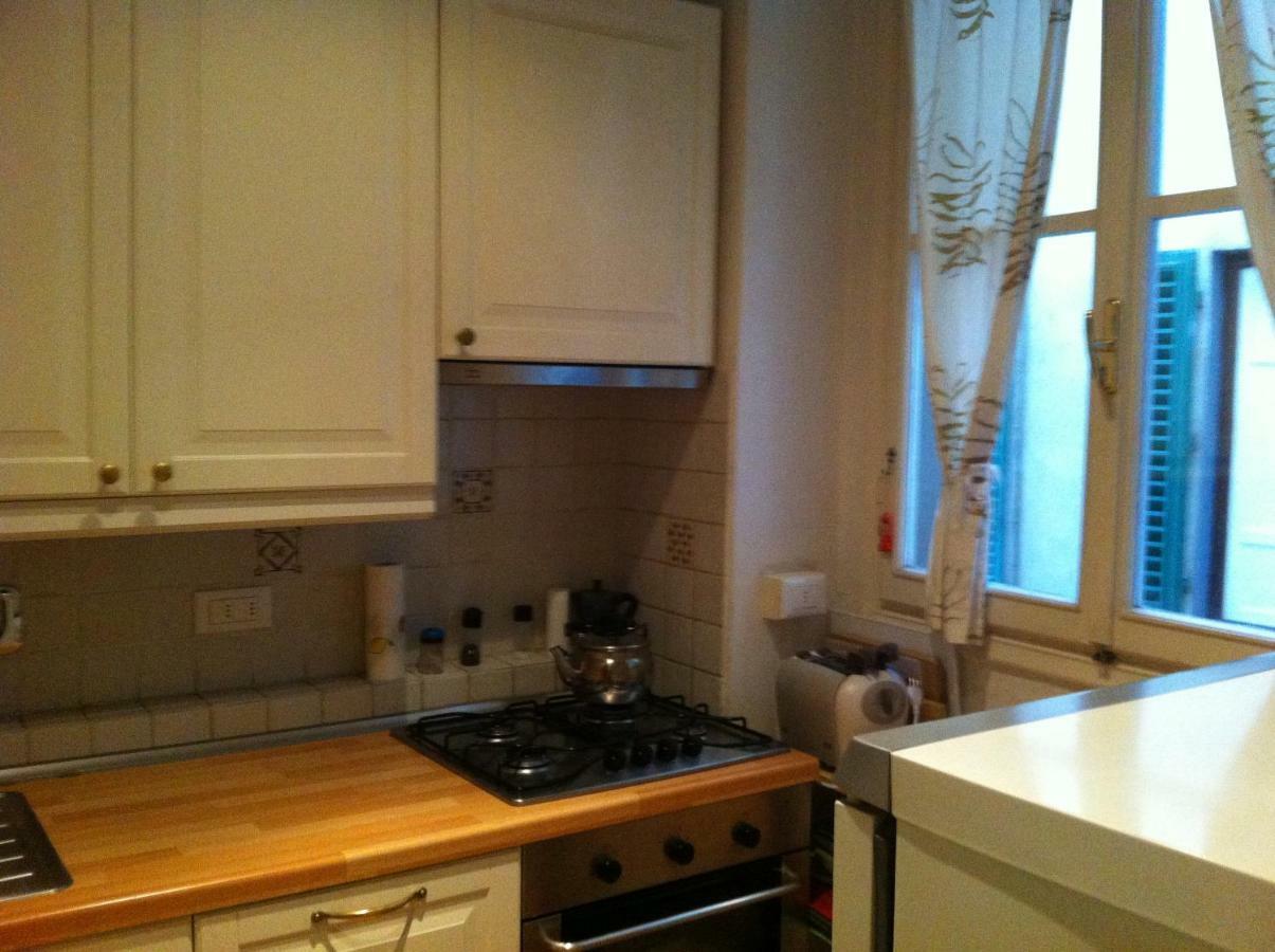 Leoni Apartment