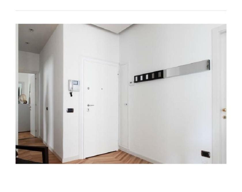 Date In Ponte Vecchio Apartment *