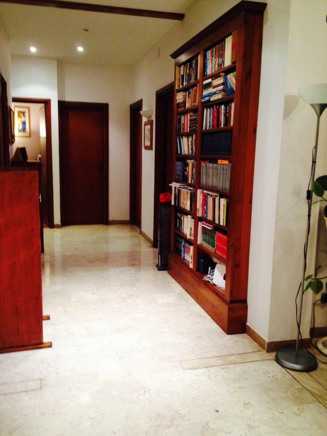 La Tua Casa A Con Parcheggio Privato Per 2 Auto