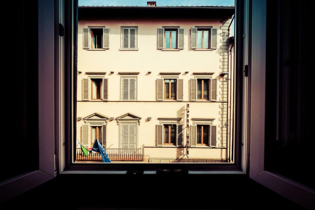 Mimi * Florence