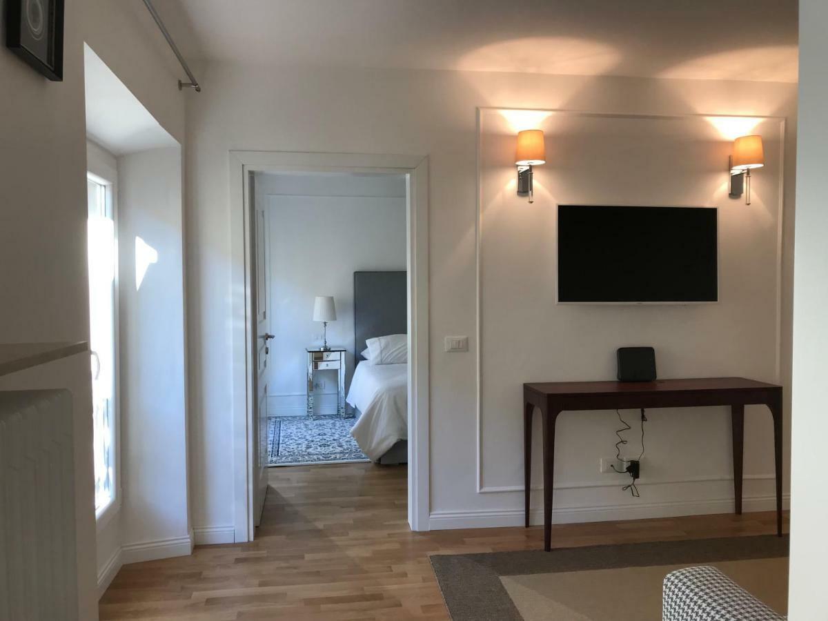 The Golden Tree Appartement *