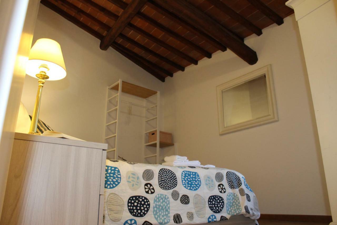 San Lorenzo Market Cozy & Quiet Florenz