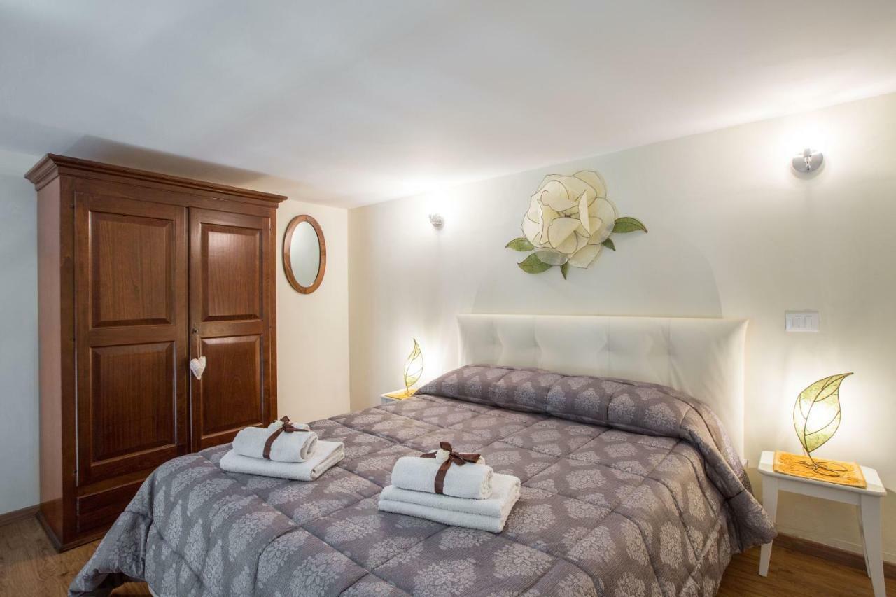 Apartamento Charming Cavour Heart Of *