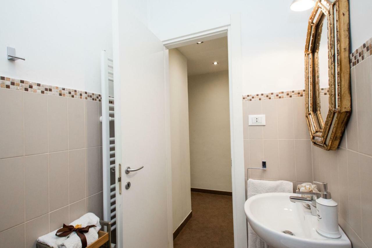 Charming Cavour Heart Of Apartamento