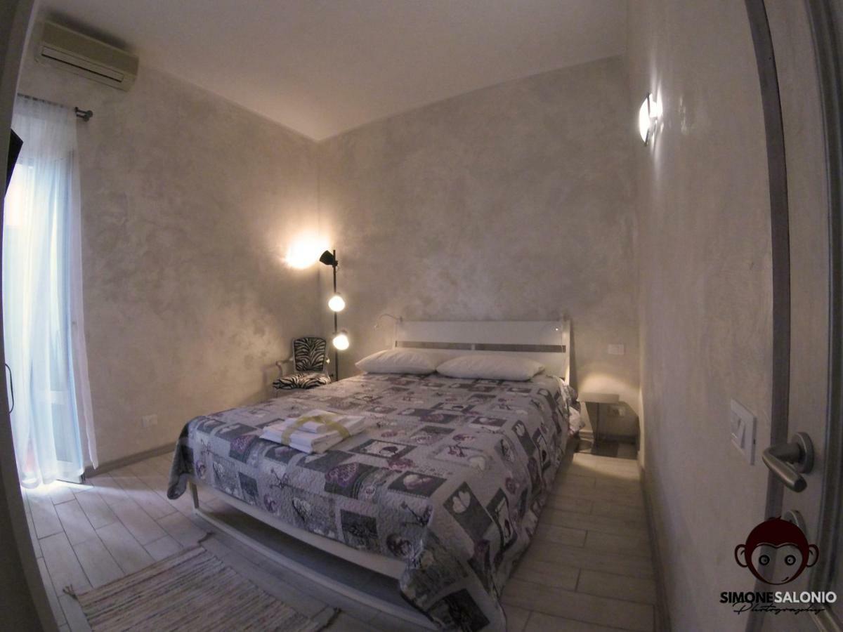 Le Mosse Di Anna * Florenz