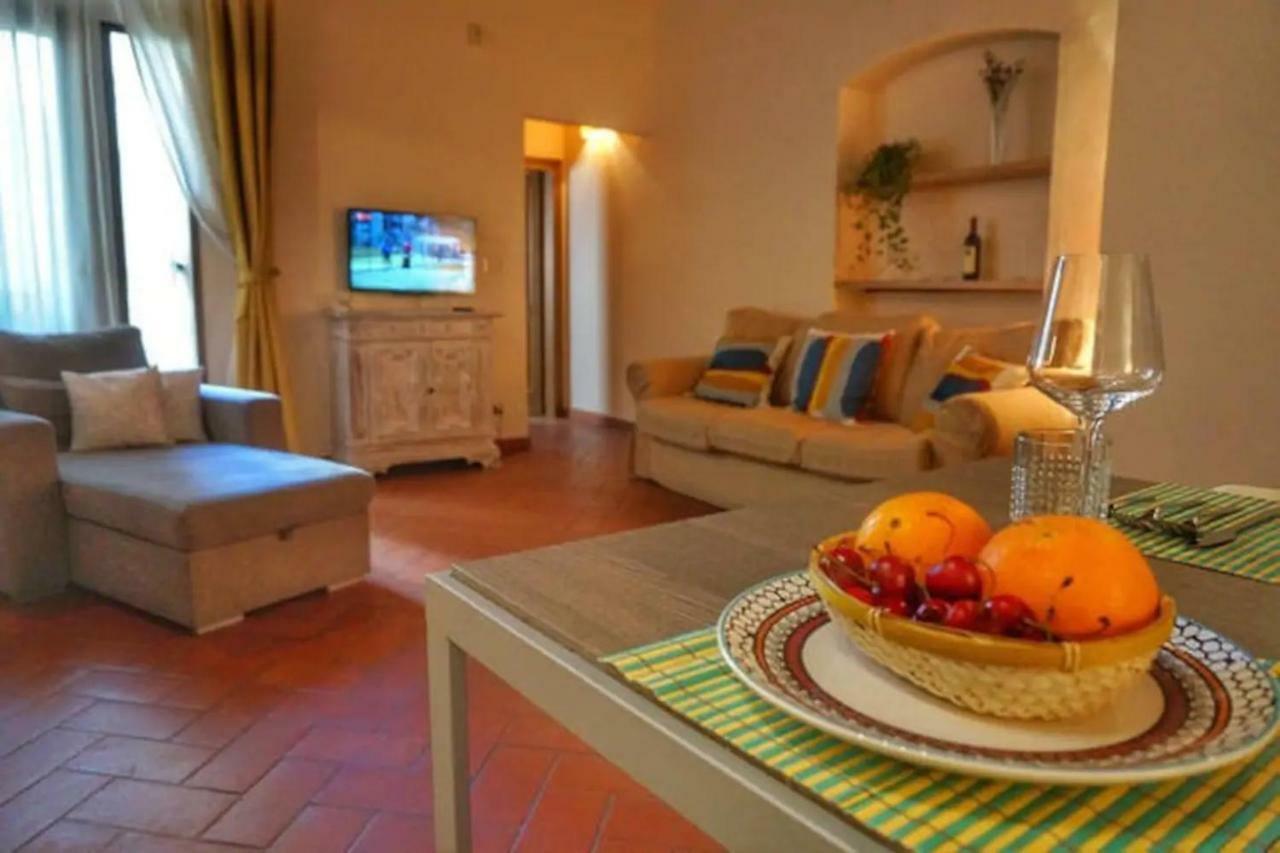 Apartment Perfect Location In Center *