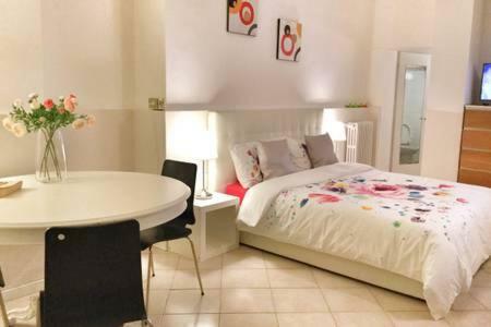 Apartment Borgo Ognissanti And Charming Location Florenz