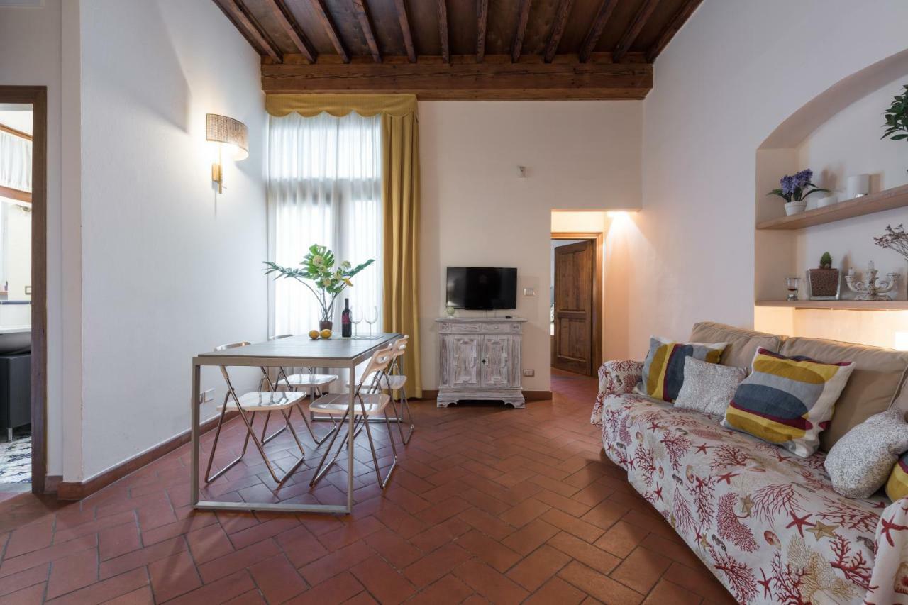 Perfect Location In Center * Florence