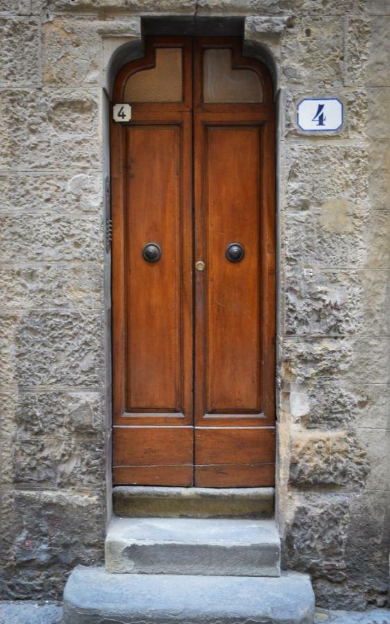 Calzaiuoli Luxury And Characteristic Appartement