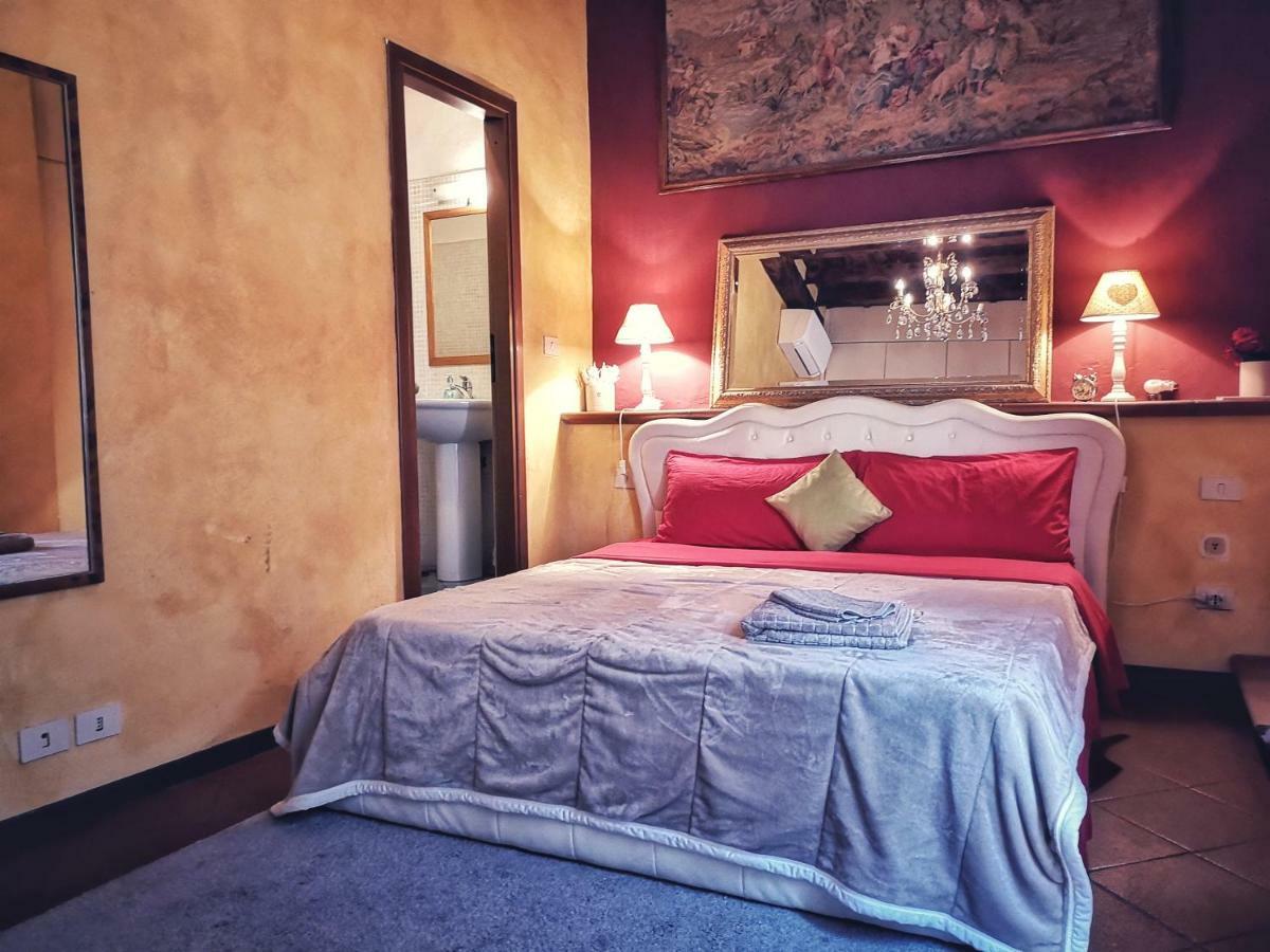 Real Rustic Tuscany Style In Center Apartment Florence