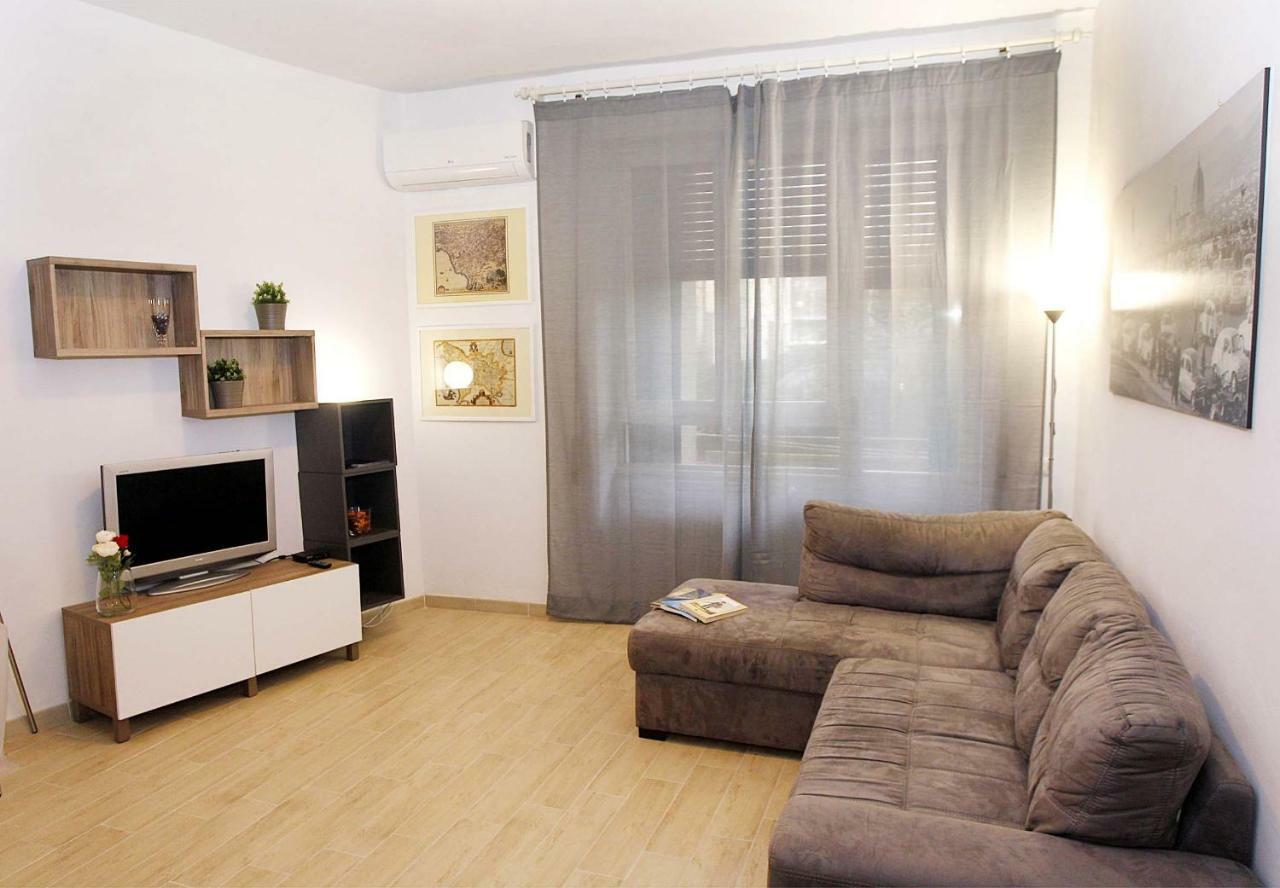 Apartment Twelveholly