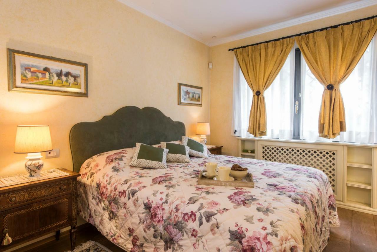 Stylish Florentine In The With Pool Villa