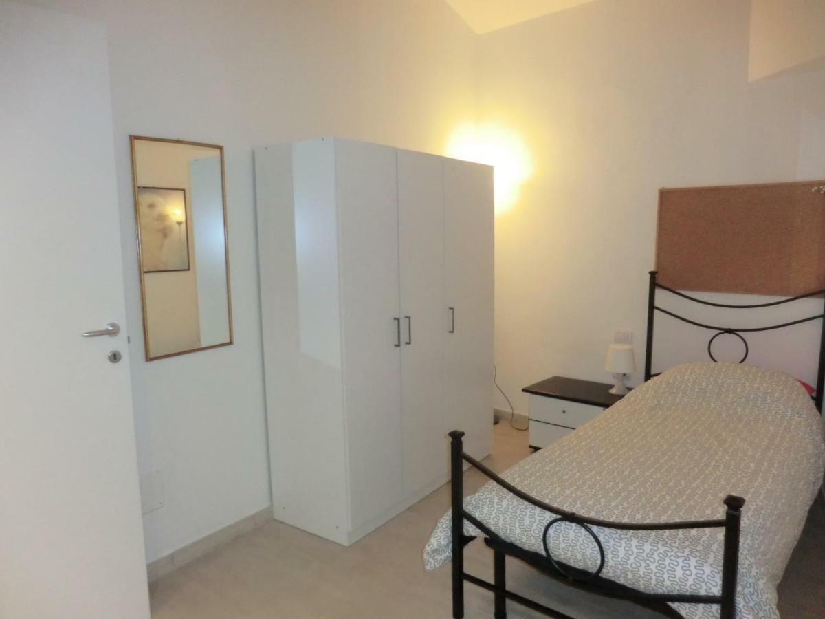 Vasco Pratolini Apartment Florenz