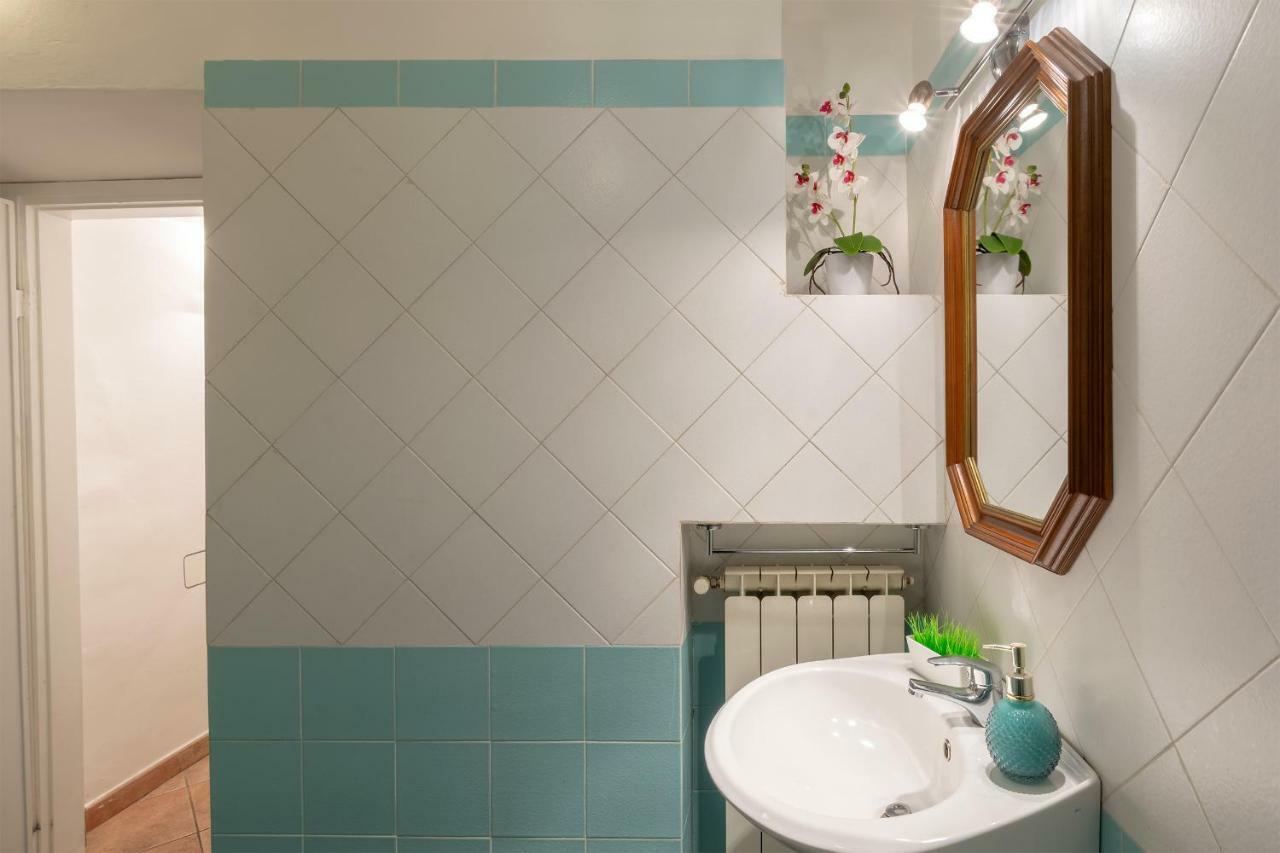 Santa Croce Garden Apartment