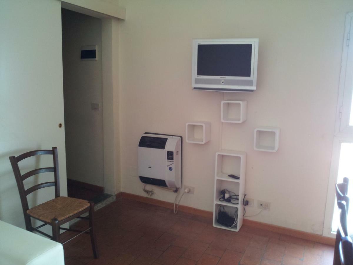 Dante Apartment