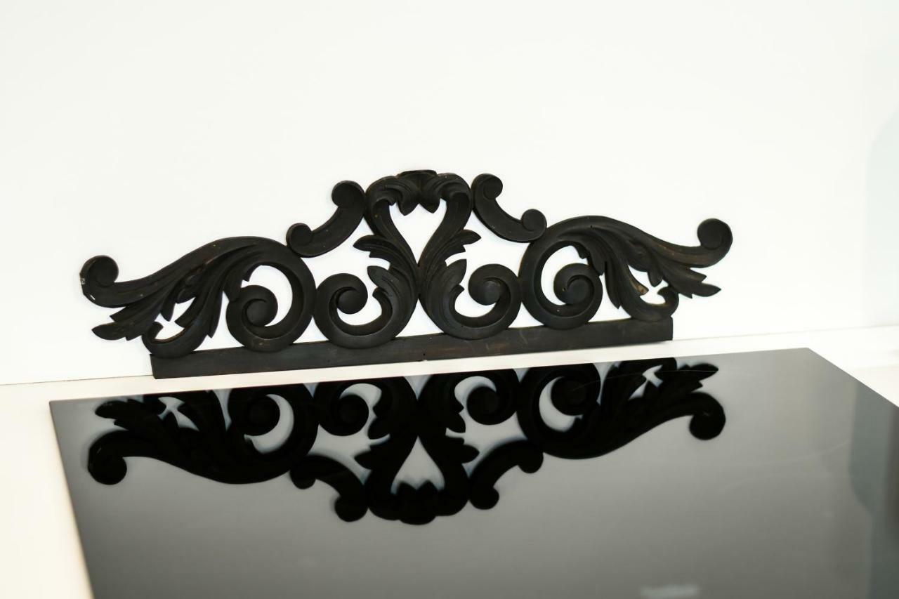 Oltrarno's Sweet Rose - Free Parking! Apartamento Florença