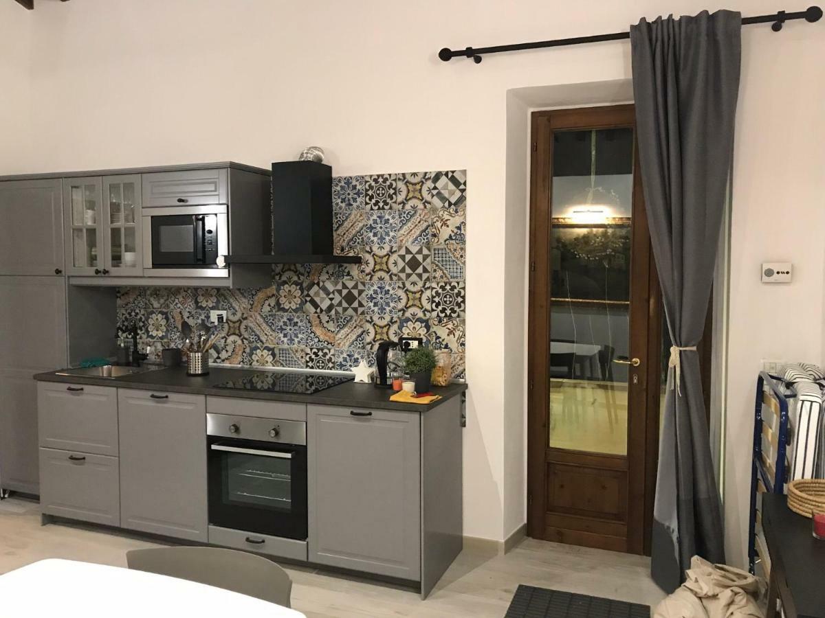 Apartment A&a