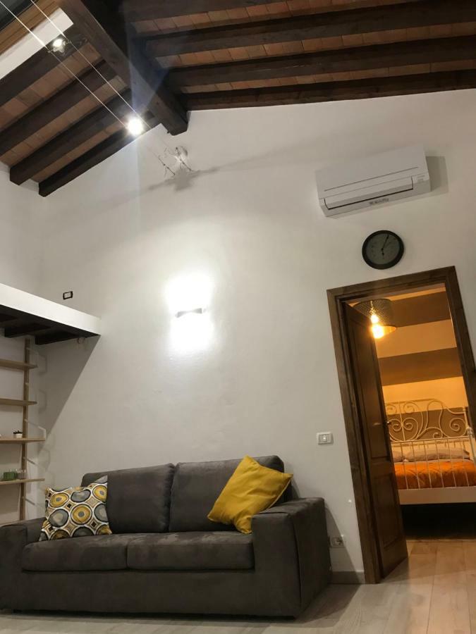 Apartment A&a