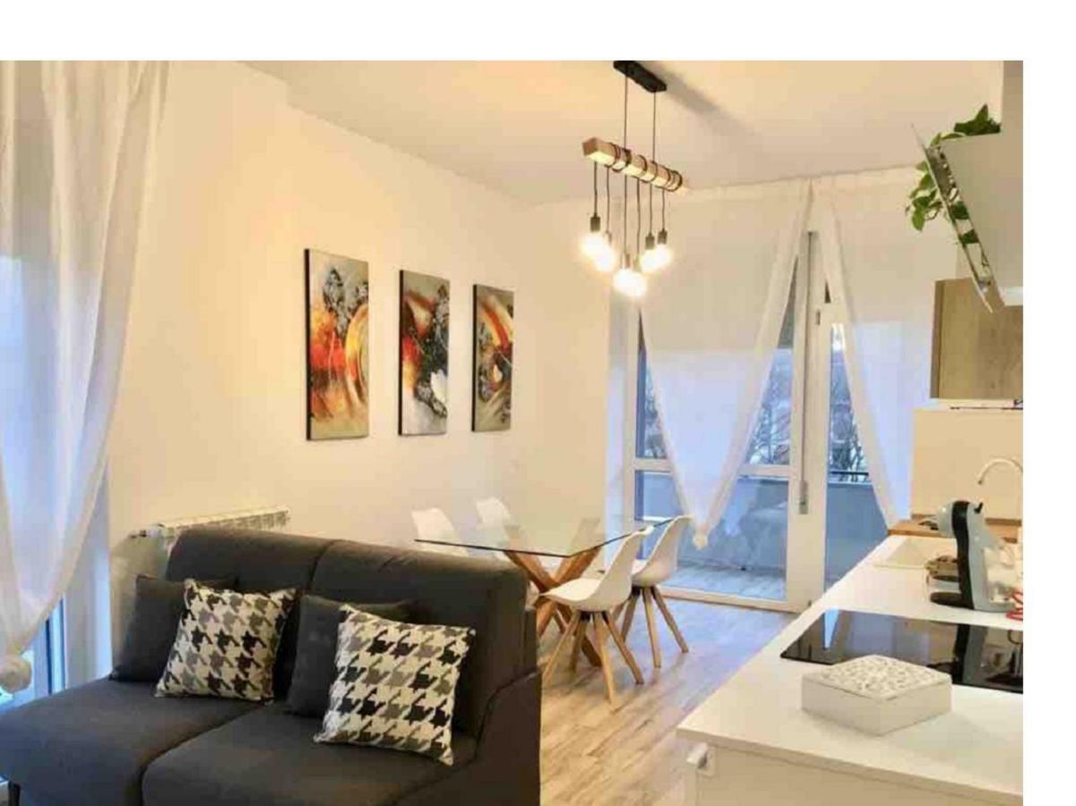 Lumina & Free Parking Apartment Florenz