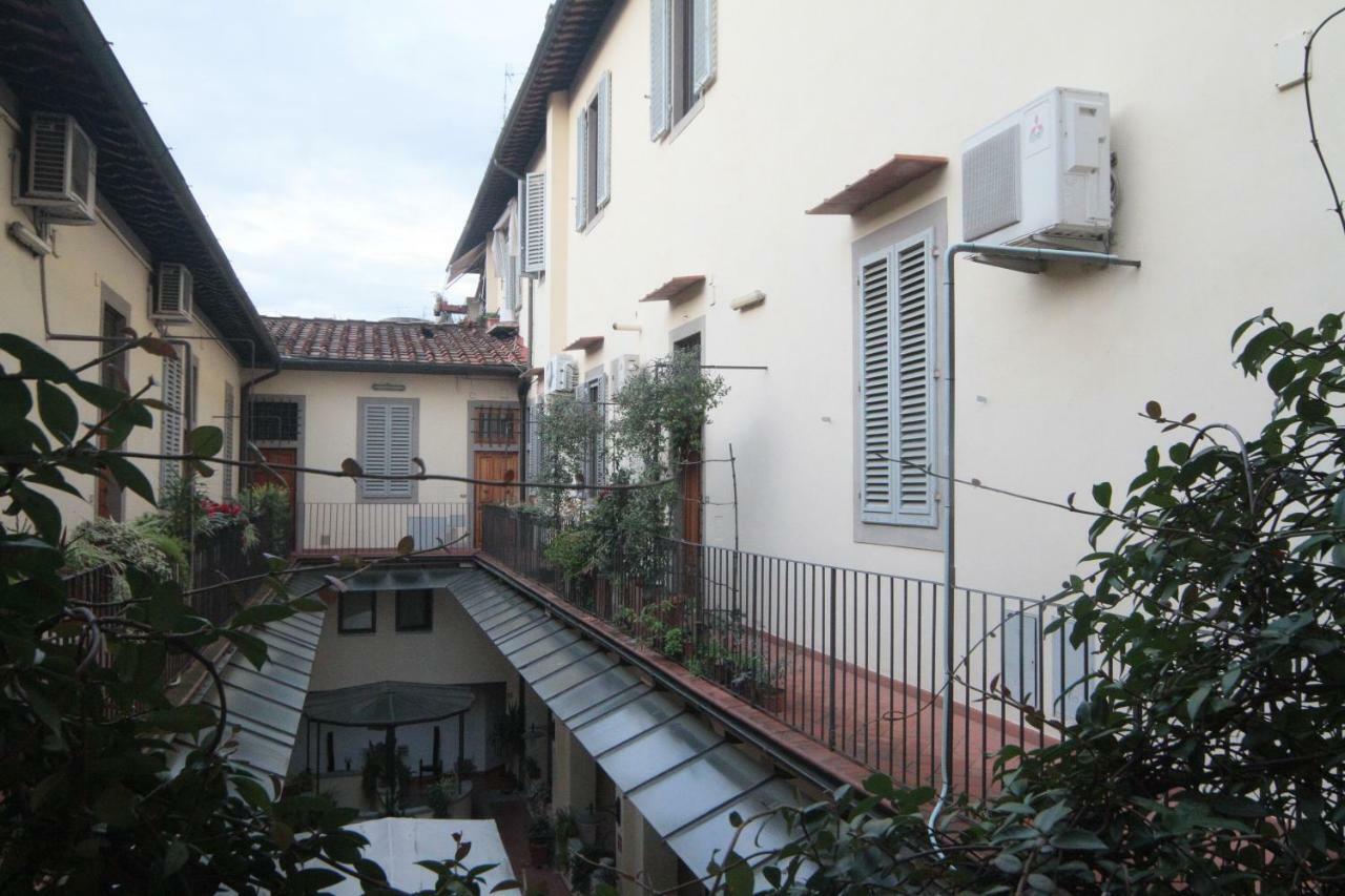 Angolo Fiorito In San Lorenzo Appartement *