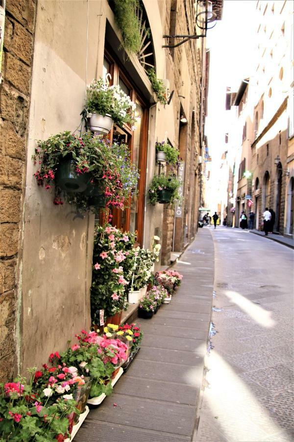 Appartement Historic Center! Charming Traditional Florentine Building - Ac,wifi - By Likehomeflorence *