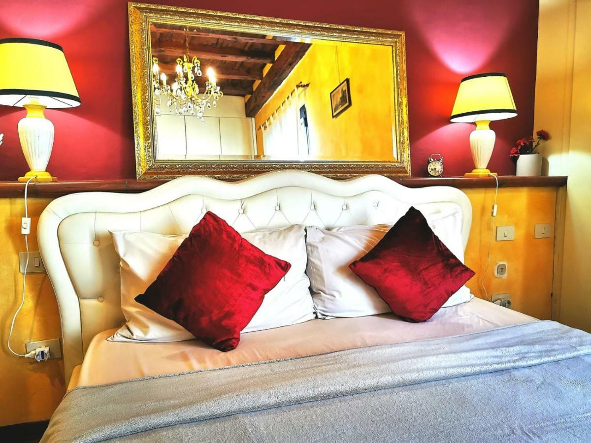 Real Rustic Tuscany Style In Center Apartment *