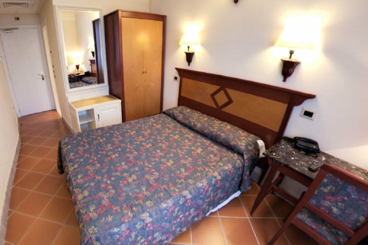 Corona D'italia Hotel