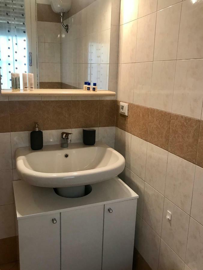 Appartement Cute Flat - Price - Wi Fi - Ac - Tv