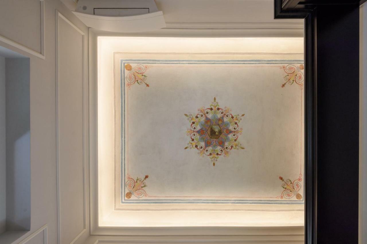 Vivaldi Luxury * Florence