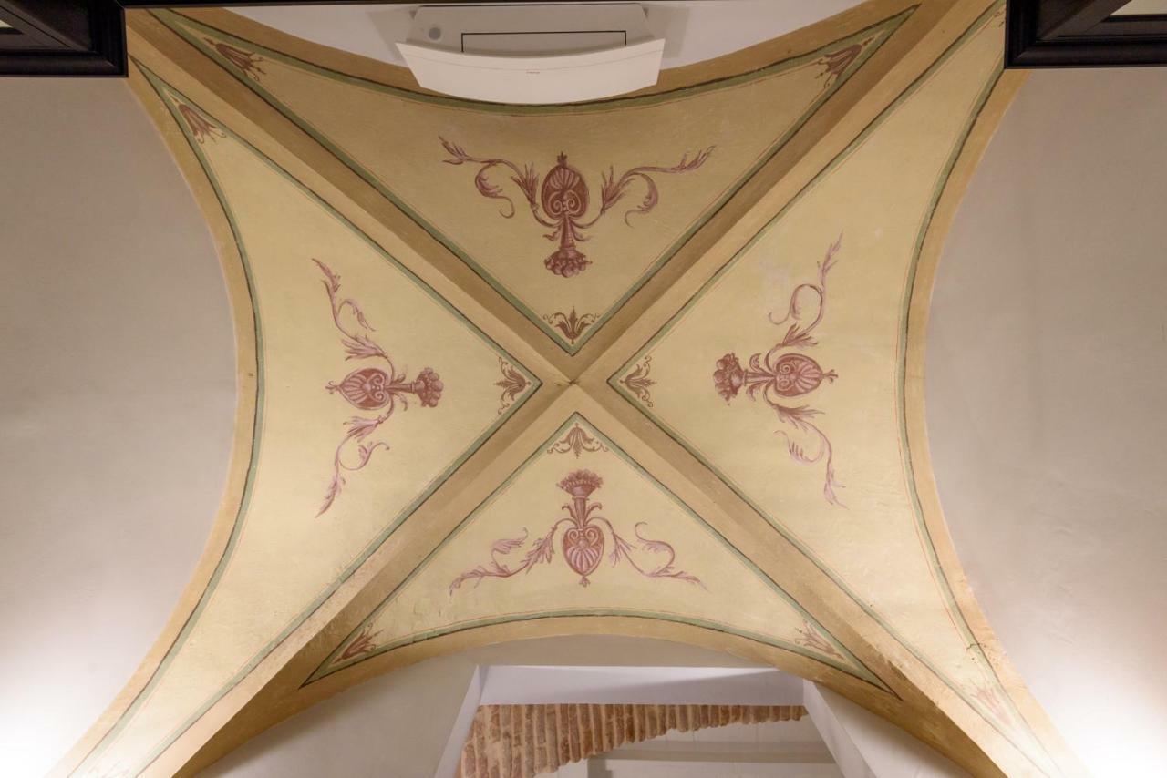 Vivaldi Luxury