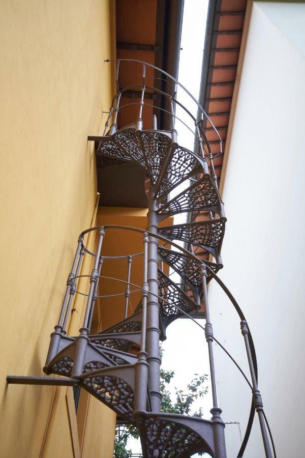 Nest Florence