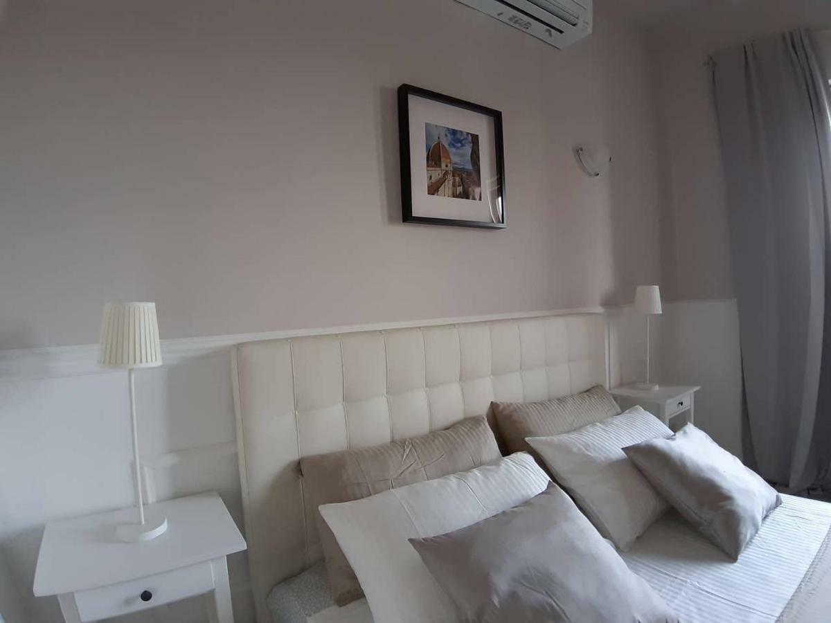 Hs4u Duomo View Art & Design Close To Central Train Station Apartment Florence