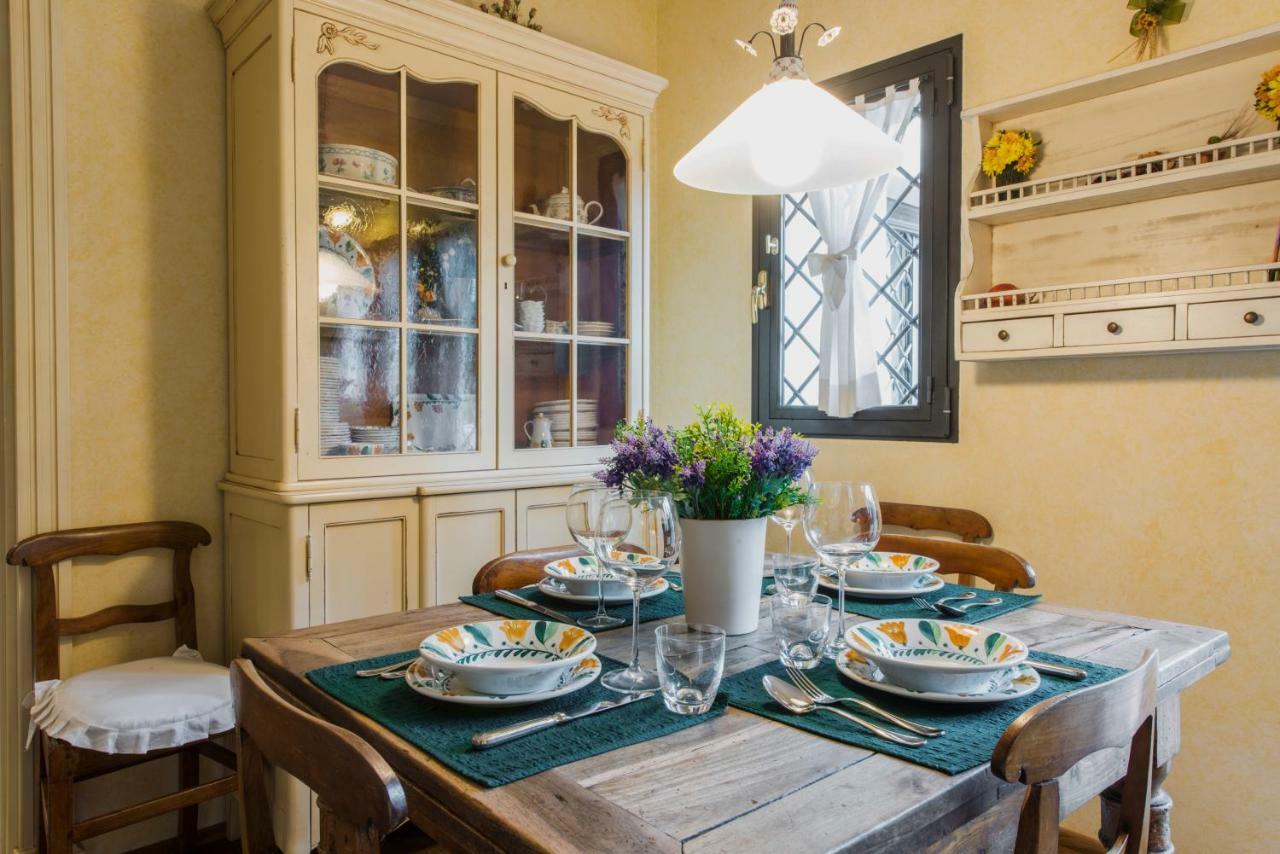 Villa Stylish Florentine In The With Pool *